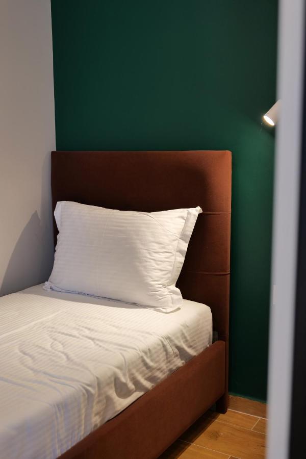 The View Hotel كساميل المظهر الخارجي الصورة