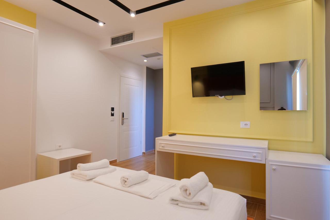 The View Hotel كساميل المظهر الخارجي الصورة