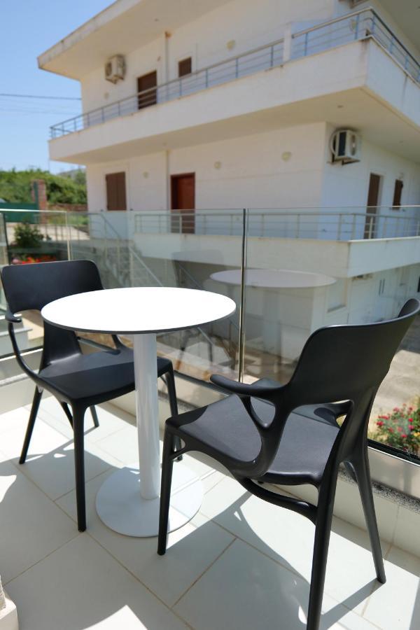 The View Hotel كساميل المظهر الخارجي الصورة
