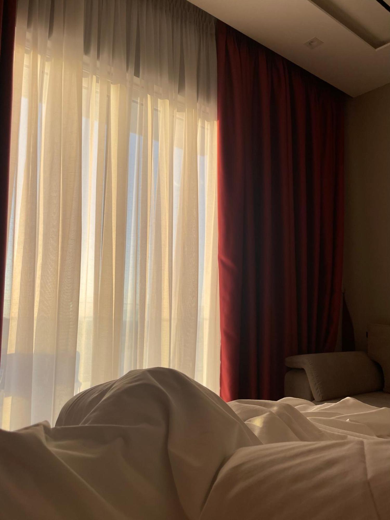 The View Hotel كساميل المظهر الخارجي الصورة