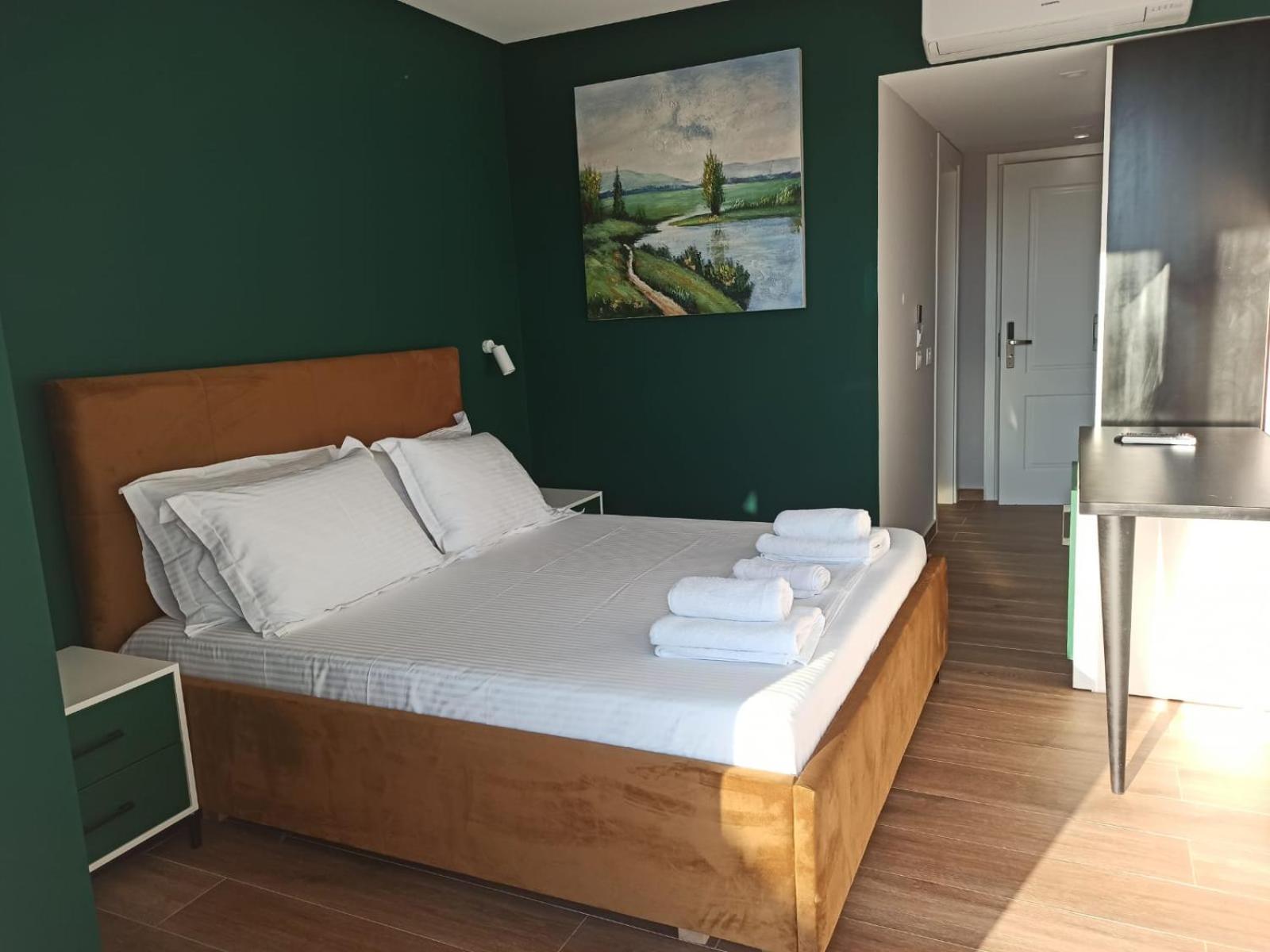 The View Hotel كساميل المظهر الخارجي الصورة
