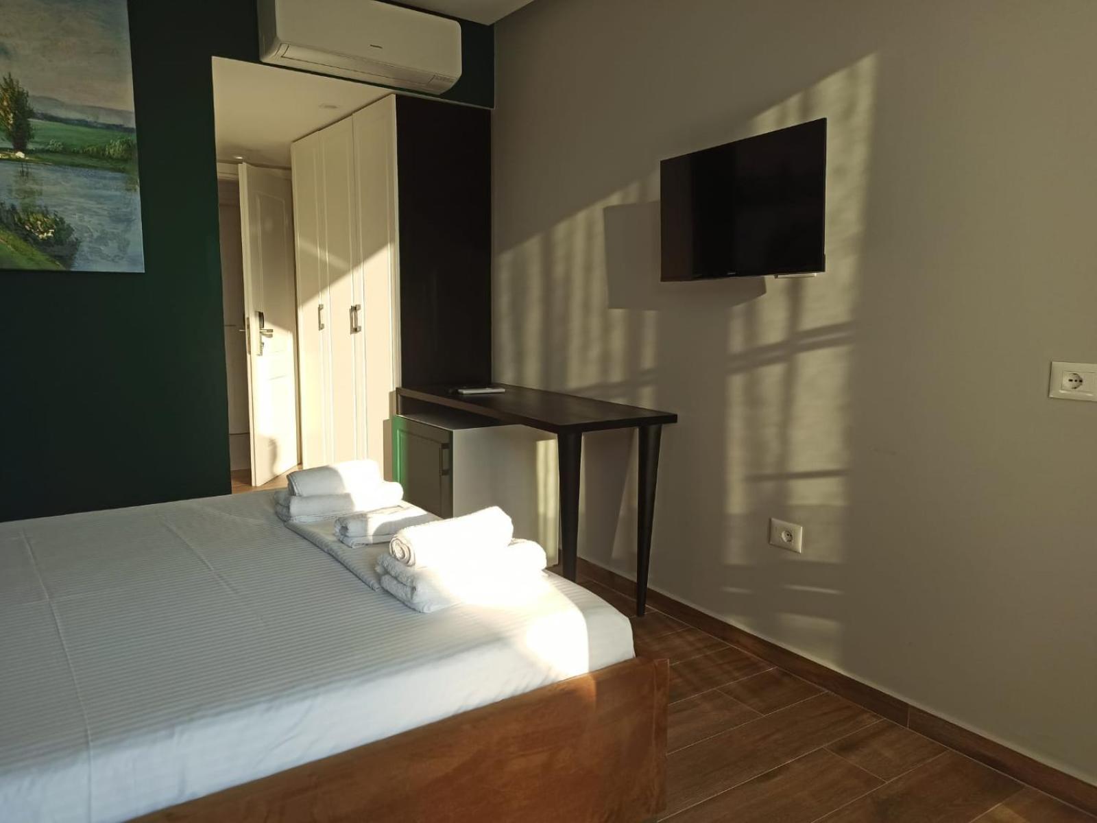 The View Hotel كساميل المظهر الخارجي الصورة